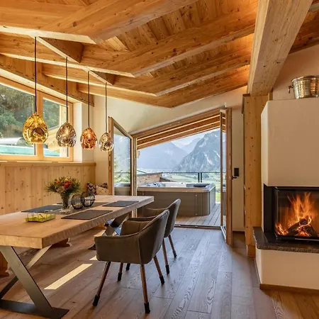 Residenz Zillertal Muehlermoos Chalet *
